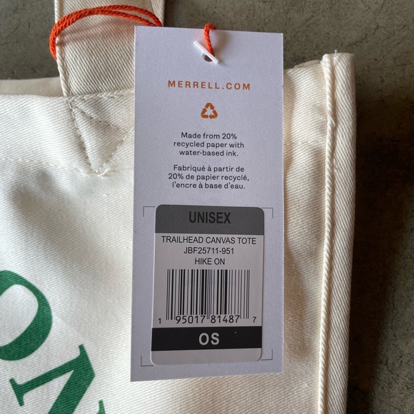 NWT Merrell Tote Trailhead Canvas Bag W/ Moab Boots Graphic Design - Picture 3 of 3